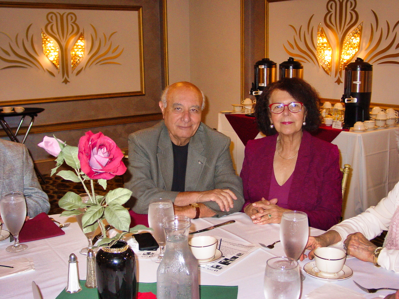 ./Gallery/2025 Legends Live Dinner Show/DSC00535.jpg